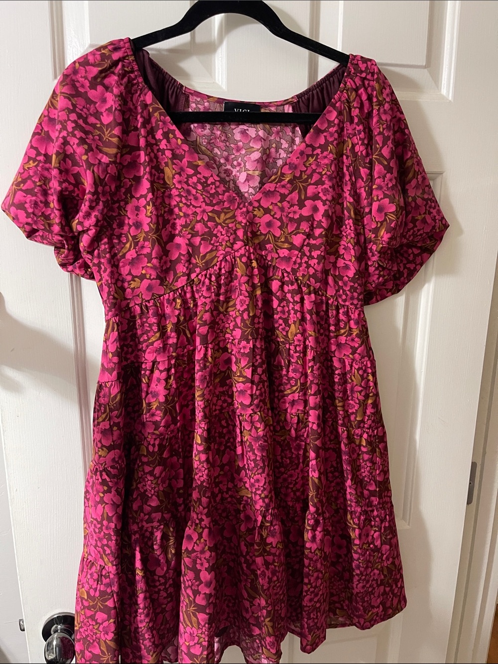 Vici Fuchsia Floral Tiered Babydoll Dress with Brown Leaf Print